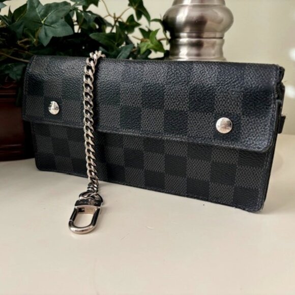 HALLOWEEN🎃 PRICE DROP!! LV DAMIER GRAPHITE LONG WALLET W/CHAIN🔥 - Picture 1 of 16